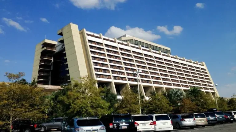 The Complete Guide to the Walt Disney World Hotels and Resorts