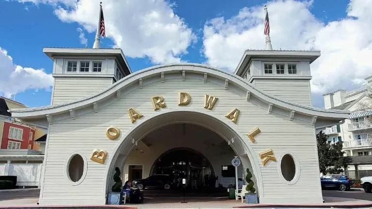 Disney’s BoardWalk Inn & Villas – Hotel Tour