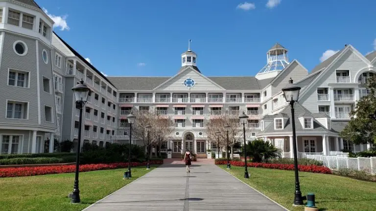 EPCOT’s Hidden Gem: Exploring Disney’s Yacht Club Resort (Hotel Tour)