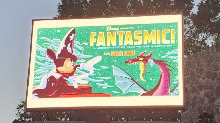 Mickey’s Dream Come Alive: Fantasmic! at Disney’s Hollywood Studios