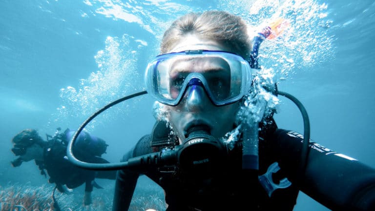 Ultimate Guide to Scuba Diving in the Florida Keys: Top Spots and Tips