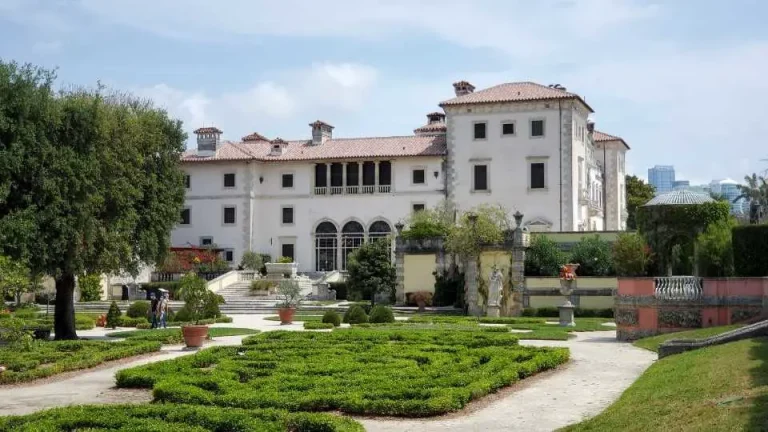 Discover the Beauty of Vizcaya Museum and Gardens in Miami, Florida