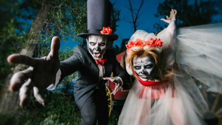 Terrifying Fun in the Sunshine State: Popular Things to Do in Florida for Halloween