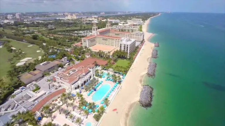 Elite Retreats: Discovering the Palm Beaches’ 12 Finest Luxury Hotels